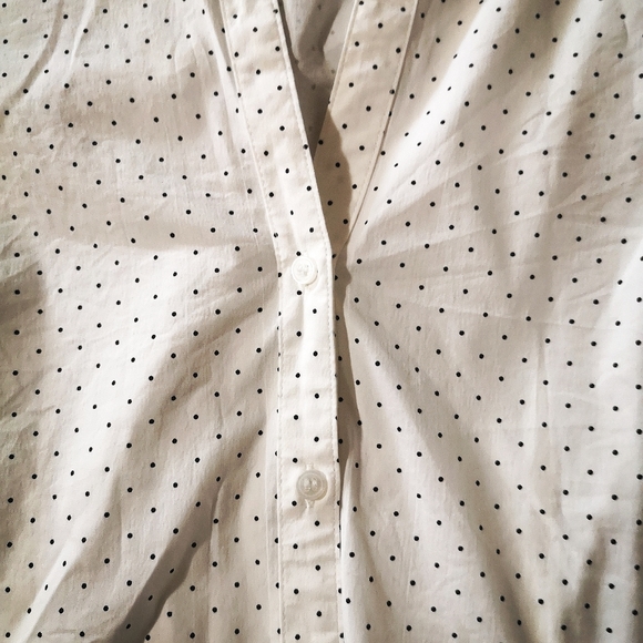 H&M / POLKA FITTED BUTTON DOWN SHIRT - Picture 5 of 8